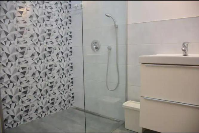 3Bdr-2Bath-3Ac Design Apt, Central, Secured Parking, Quiet Budapest Exterior photo
